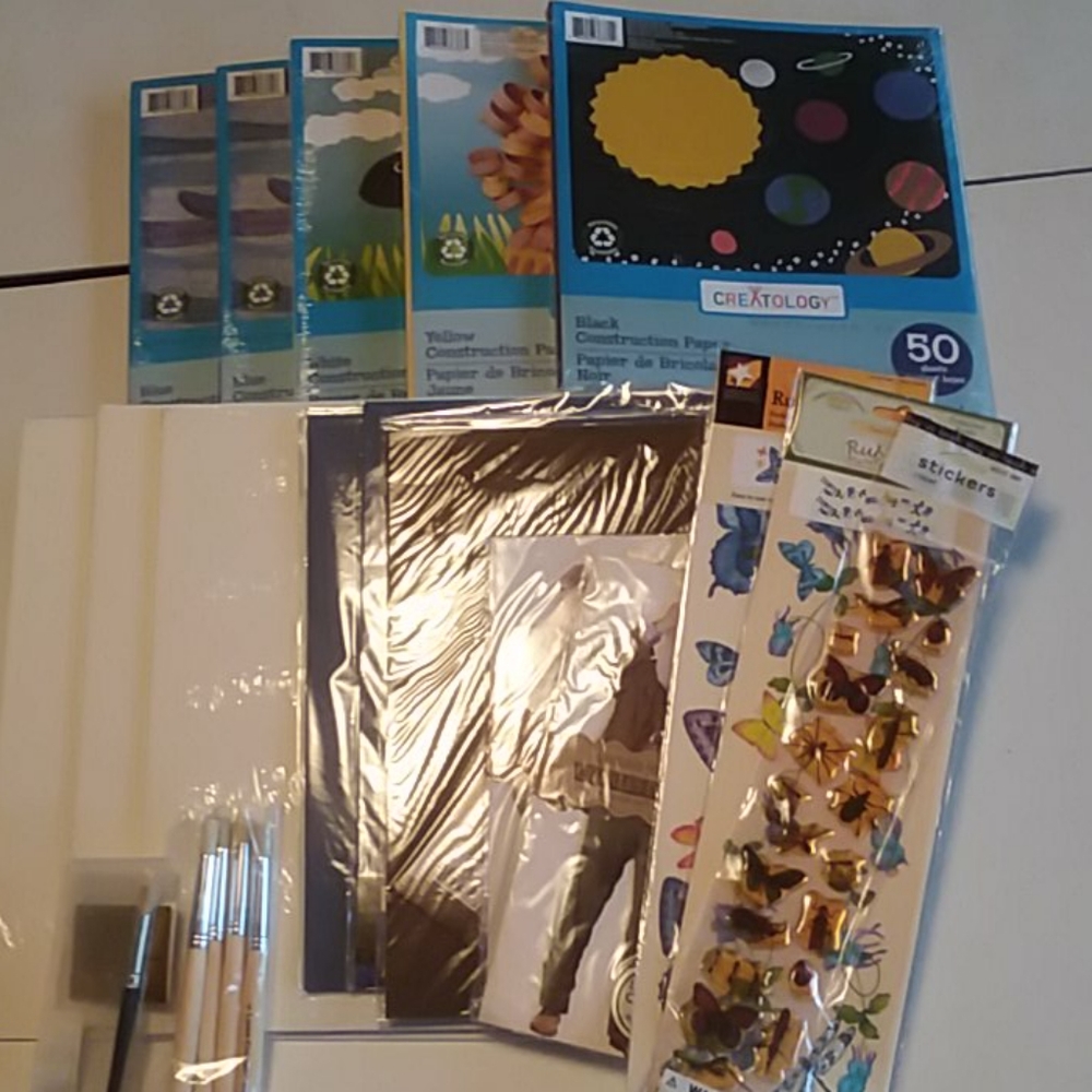 NWOT Art Supplies